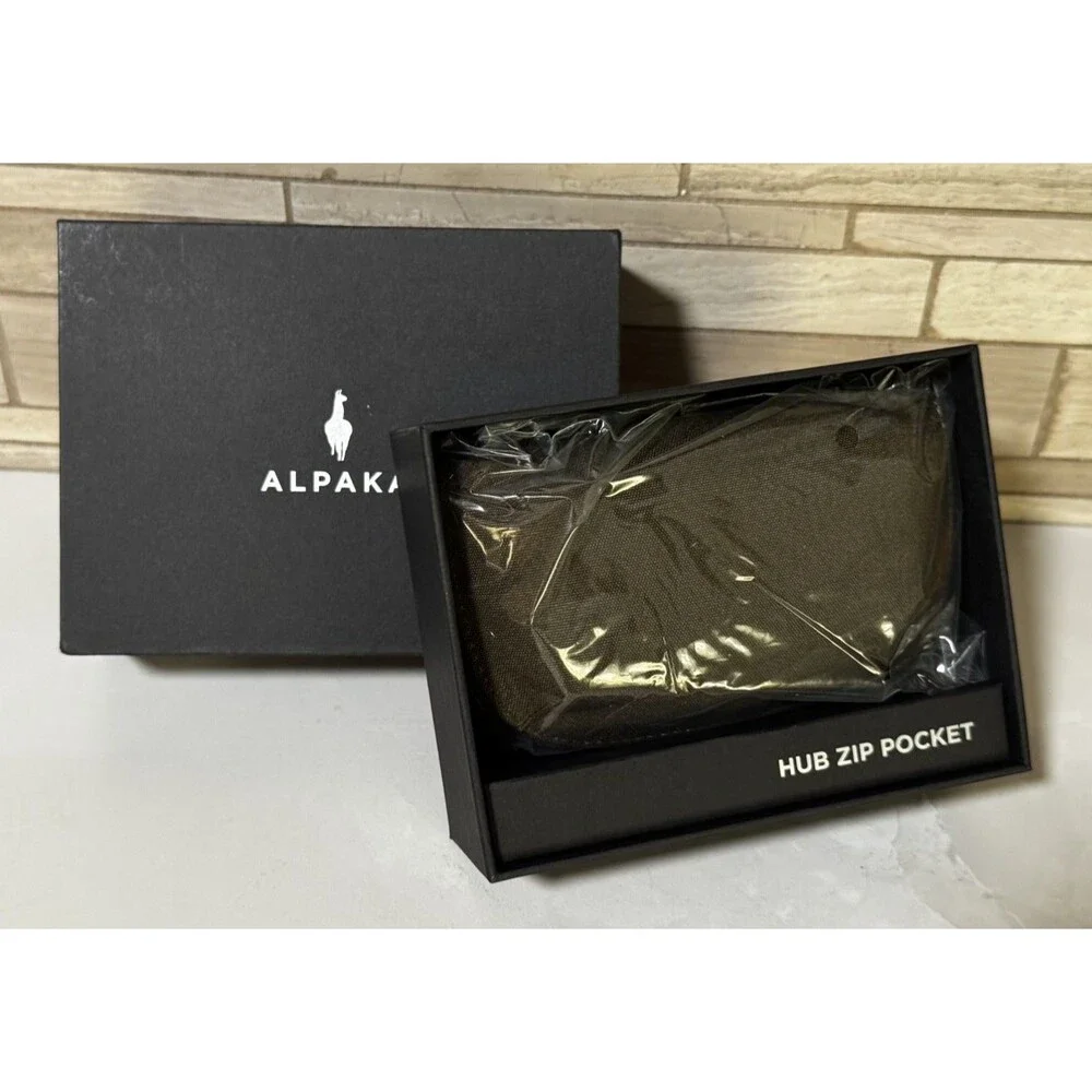 Alpaka Hub Zip Pocket, Army Green, New